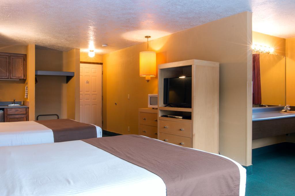 Hi Tide Oceanfront Inn 시사이드 외부 사진