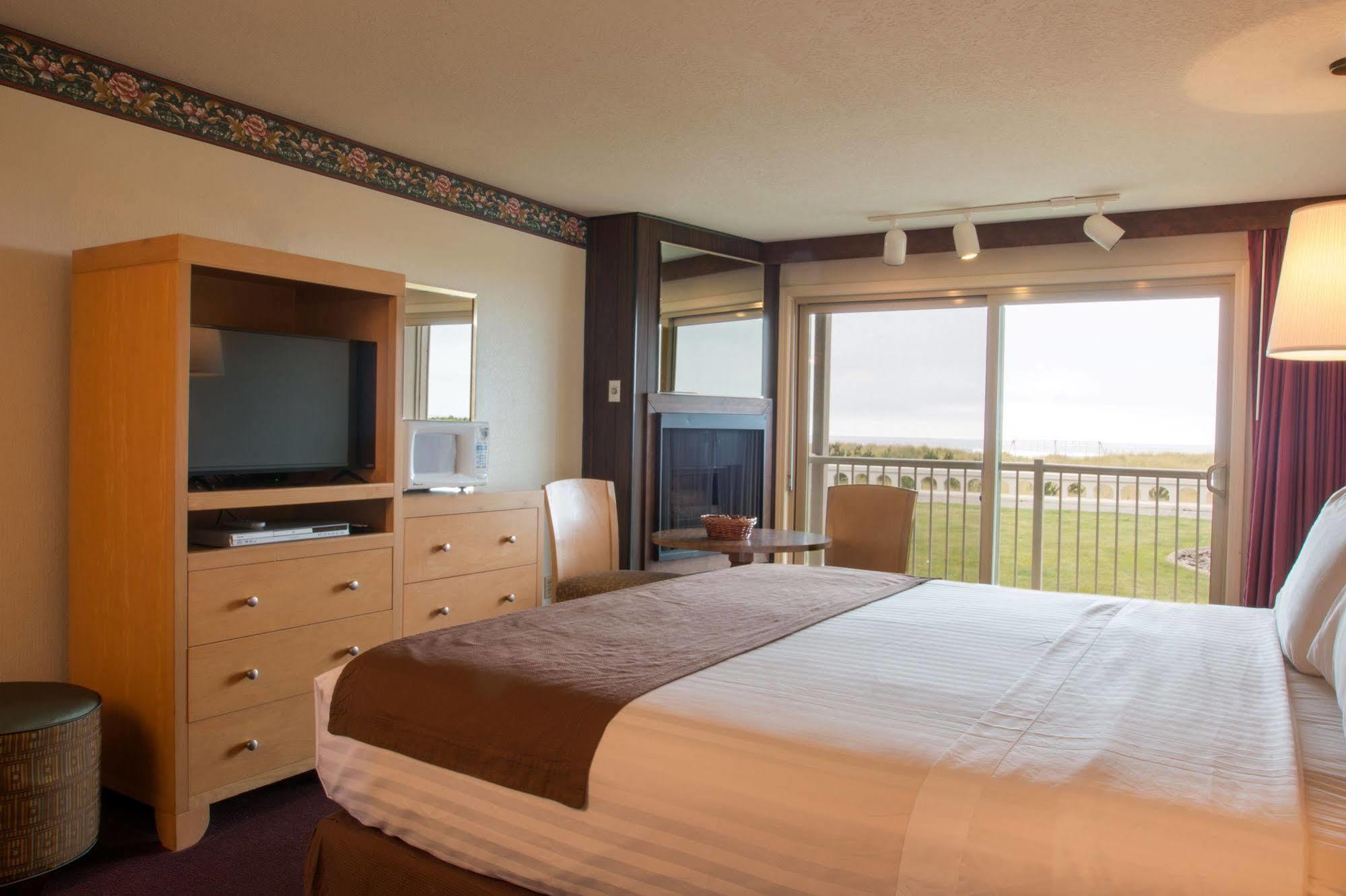 Hi Tide Oceanfront Inn 시사이드 외부 사진